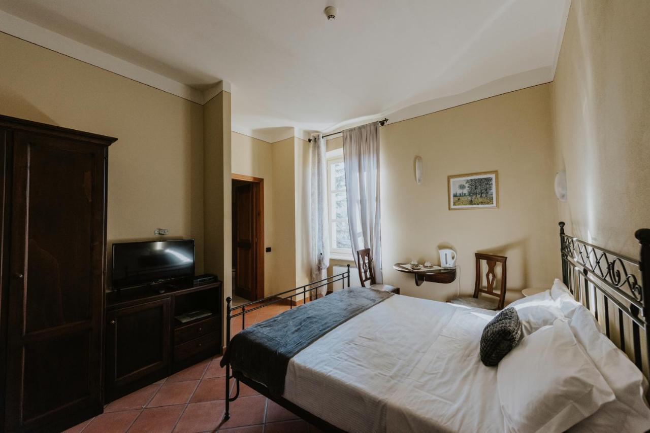 Il Castello Di Bubbio Hotel Ngoại thất bức ảnh