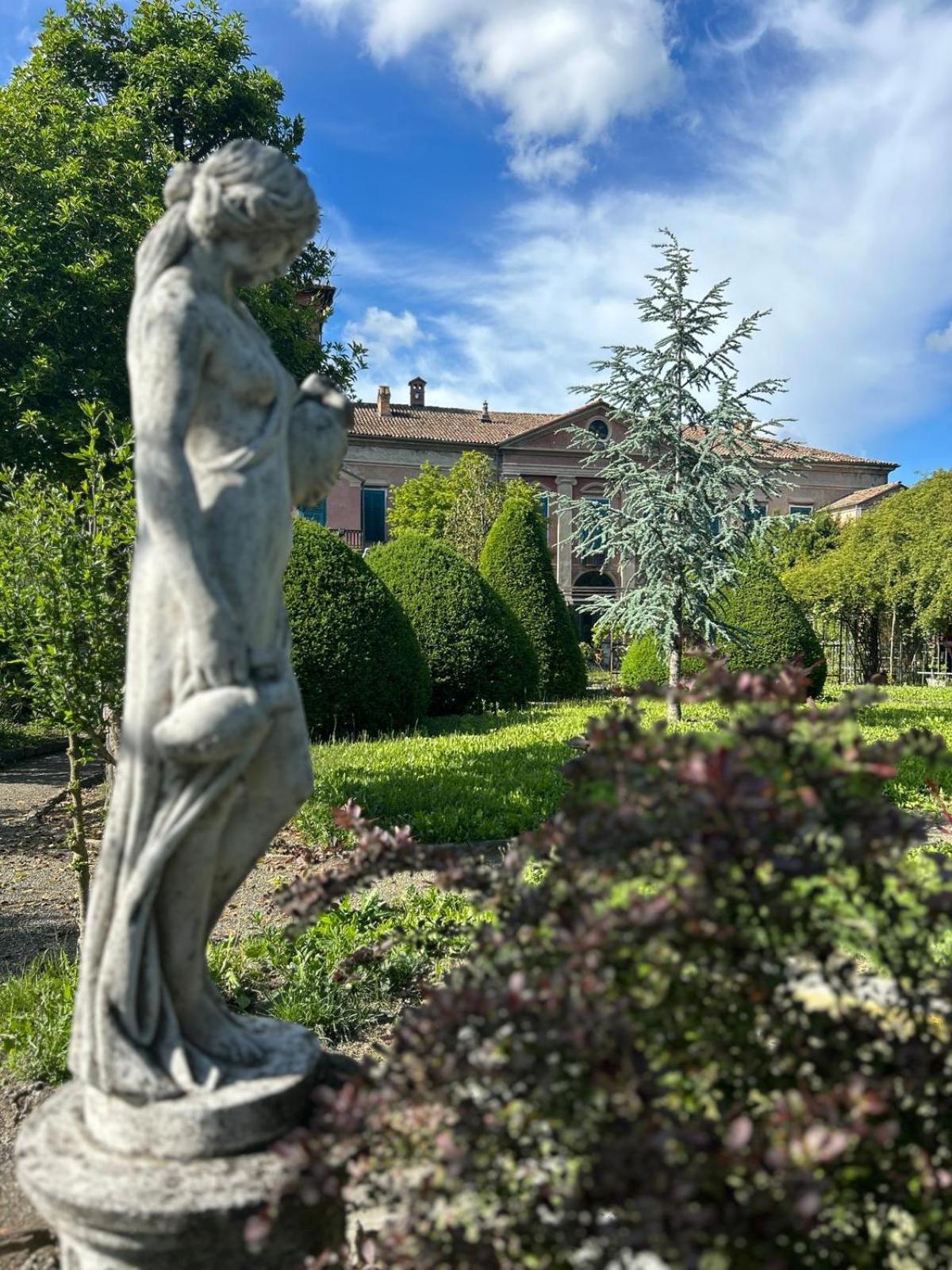 Il Castello Di Bubbio Hotel Ngoại thất bức ảnh