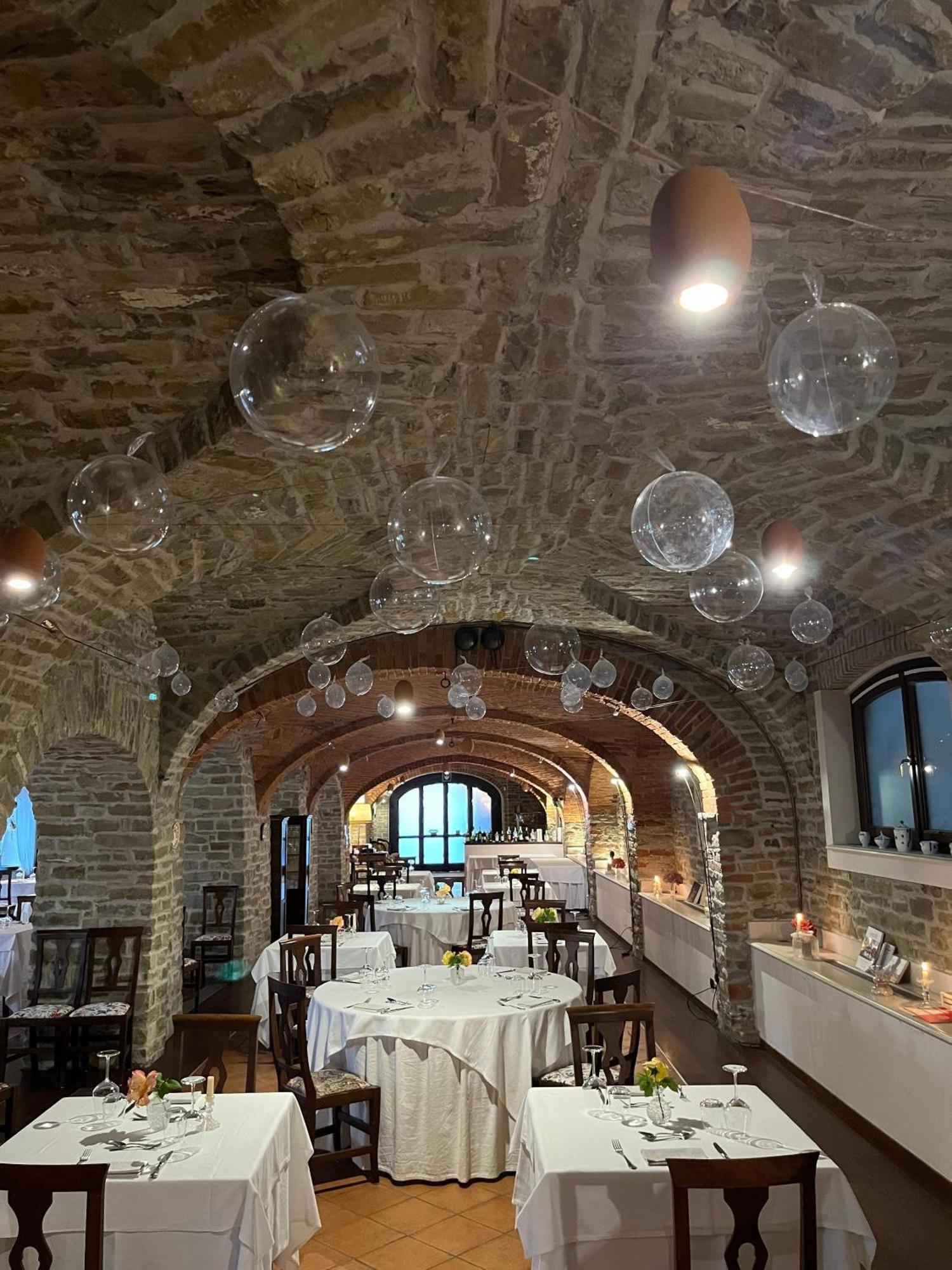 Il Castello Di Bubbio Hotel Ngoại thất bức ảnh