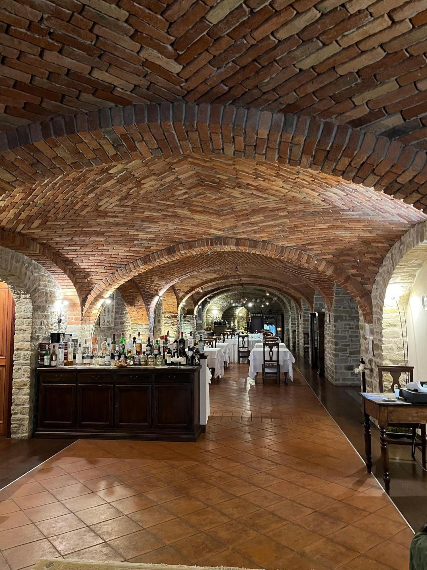 Il Castello Di Bubbio Hotel Ngoại thất bức ảnh
